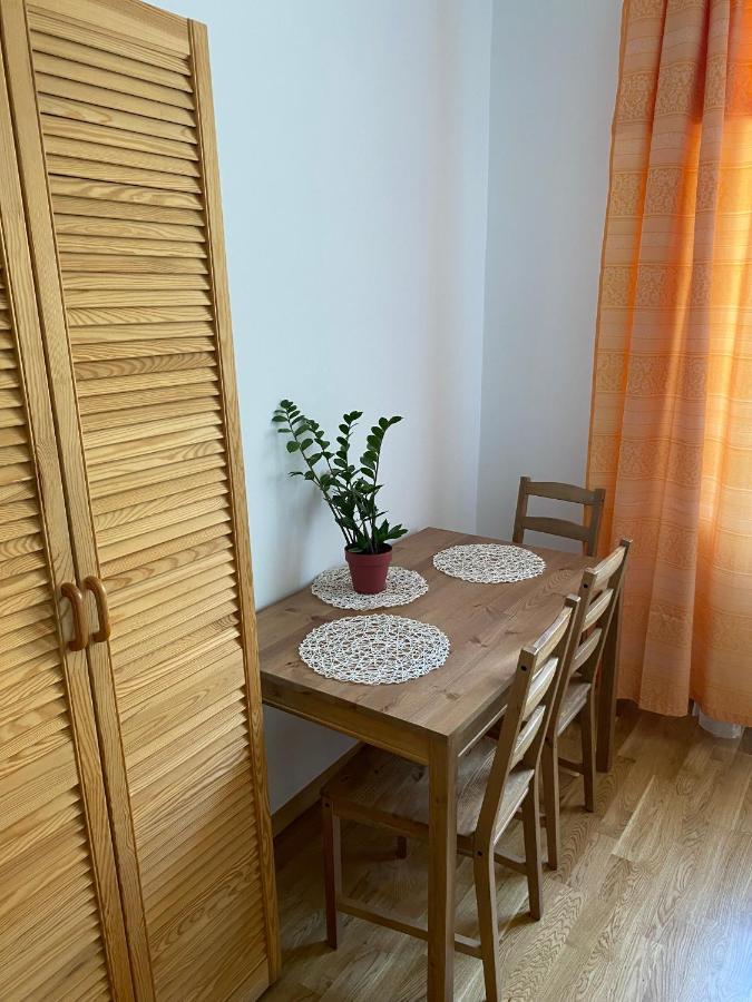 Ferienwohnung Apartament Przy Parku Czartoryskich II Puławy Exterior foto